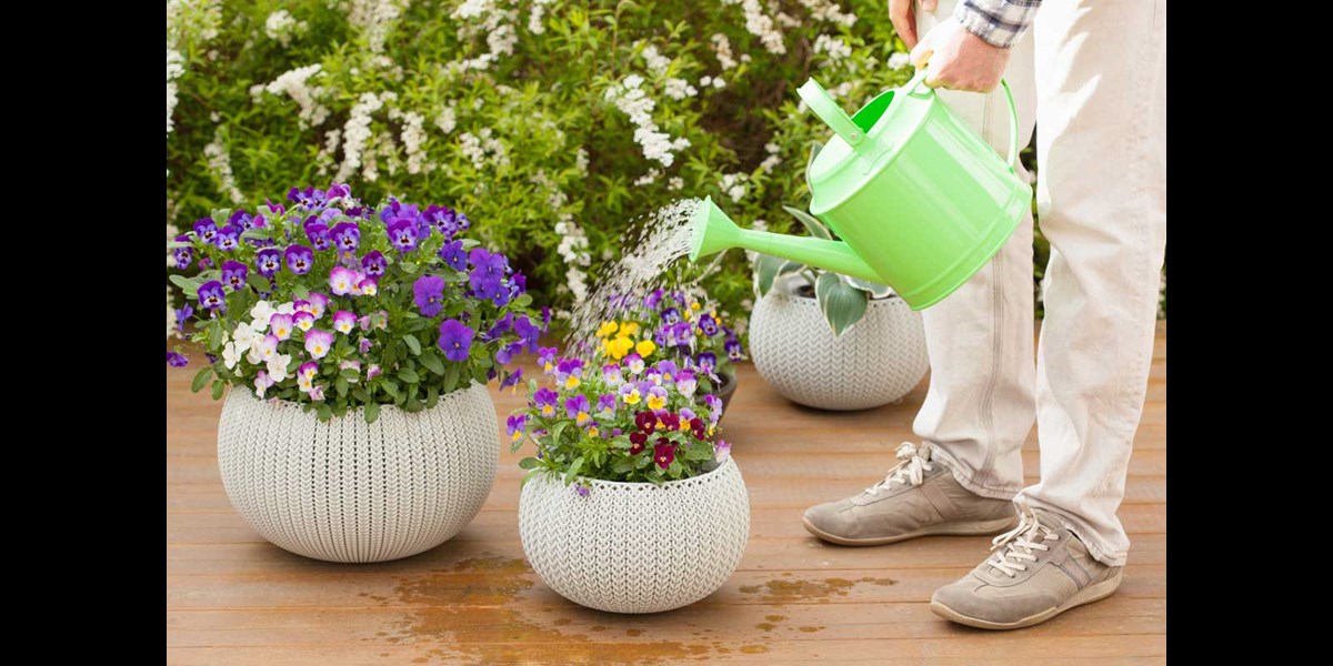 36 inch diameter planter pots Campania Series 1 Planter - P-812